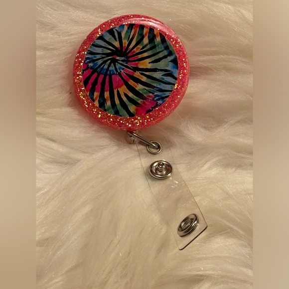 Hand crafted badge reel with alligator clip - Picture 2 of 3